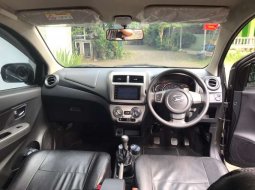 Jual cepat Daihatsu Ayla R 2018 di Jawa Timur 6