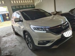 Jual mobil bekas murah Honda CR-V 2021 di Jawa Tengah 2