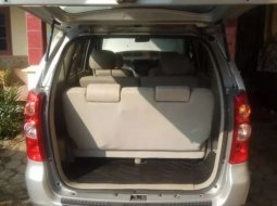 Jual Toyota Avanza G 2011 harga murah di Jawa Timur 4