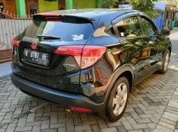 Dijual mobil bekas Honda HR-V E, Jawa Tengah  9