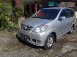 Jual Toyota Avanza G 2011 harga murah di Jawa Timur 6