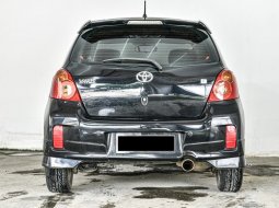 Toyota Yaris E 2012 Hitam 5