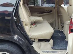 Jawa Timur, Toyota Kijang Innova V 2007 kondisi terawat 7