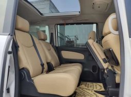 Mobil Nissan Serena 2017 Autech dijual, DKI Jakarta 9