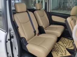 Mobil Nissan Serena 2017 Autech dijual, DKI Jakarta 10