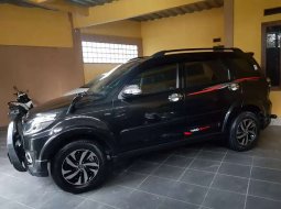 Mobil Toyota Rush 2016 TRD Sportivo dijual, Jawa Barat 2