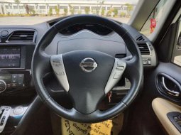 Mobil Nissan Serena 2017 Autech dijual, DKI Jakarta 6