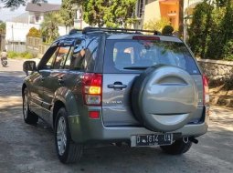 Mobil Suzuki Grand Vitara 2007 JLX terbaik di Jawa Barat 8