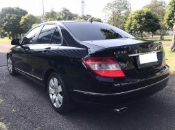 Mercedes-Benz C-Class C200 2008 Hitam 5