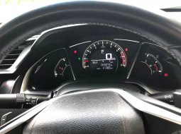 Honda Civic ES 2018 Putih 8