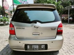 Mobil Nissan Grand Livina 2007 XV terbaik di Jawa Tengah 3