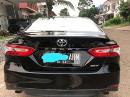 Jual mobil bekas murah Toyota Camry 2.5 V 2019 di Jawa Barat 2