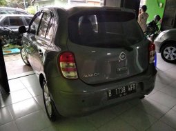 Mobil Nissan March 2012 XS terbaik di Jawa Tengah 7