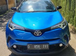 Mobil Toyota C-HR 2018 terbaik di Jawa Barat 2