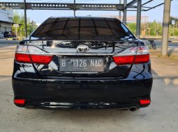 Toyota Camry 2.5 V 2016 Black On Biege Mulus Terawat TDP 65Jt 4
