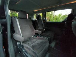 Mobil Toyota Alphard 2010 S dijual, Bali 13