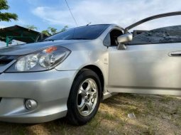 Jual mobil Honda Stream 2005 bekas, Sumatra Barat 11