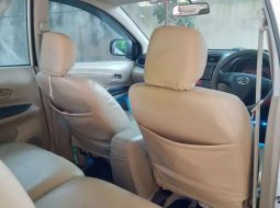 Jual Daihatsu Xenia R 2012 harga murah di Riau 3