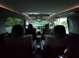 Mobil Toyota Alphard 2010 S dijual, Bali 11