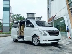 Hyundai H-1 2012 DKI Jakarta dijual dengan harga termurah 2