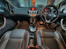 Jual Ford Fiesta Sport 2012 harga murah di Bali 7