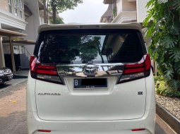 Mobil Toyota Alphard 2015 G dijual, DKI Jakarta 8