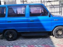 Mobil Toyota Kijang 1995 terbaik di Jawa Tengah 2