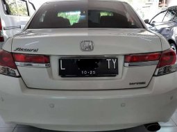 Dijual mobil bekas Honda Accord 2.4 VTi-L, Jawa Timur  7