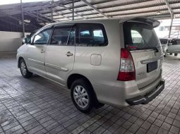 Jual cepat Toyota Kijang Innova G 2012 di Sumatra Utara 4