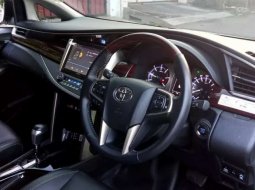 Jual Toyota Kijang Innova 2018 harga murah di Jawa Tengah 8