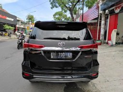 Jawa Timur, Toyota Fortuner VRZ 2019 kondisi terawat 3