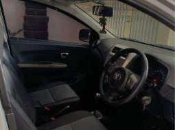 Jual mobil bekas murah Toyota Agya 2014 di Bali 5