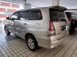 Mobil Toyota Kijang Innova 2011 G terbaik di Sumatra Utara 5