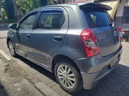 Jual mobil bekas murah Toyota Etios Valco G 2015 di Jawa Timur 4