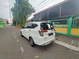 Mobil Daihatsu Sigra 2017 R dijual, Jawa Tengah 8