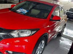 Sulawesi Selatan, jual mobil Honda HR-V E CVT 2016 dengan harga terjangkau 2