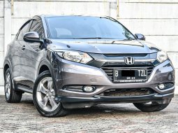 Honda HR-V S 2018 Abu-abu 1