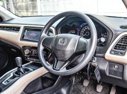 Honda HR-V S 2018 Abu-abu 2