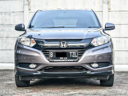 Honda HR-V S 2018 Abu-abu 6