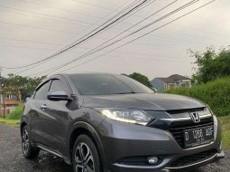 Jual mobil bekas murah Honda HR-V Prestige 2017 di Jawa Barat 3