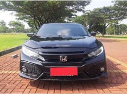 Jual mobil bekas murah Honda Civic E CVT 2017 di Banten 4
