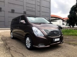 Hyundai H-1 Royale 2015 Coklat 2