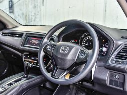 Honda HR-V E 2016 Silver 3