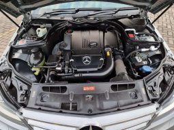 Mobil Mercedes-Benz C-Class 2011 C250 AMG dijual, Jawa Tengah 11