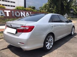 Toyota Camry 2.5 G 2012 Silver 4