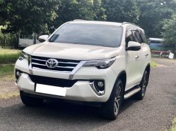 Toyota Fortuner 2.4 VRZ AT 2018 Putih 1