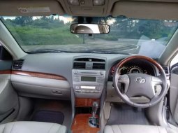 Jual cepat Toyota Camry V 2009 di Jawa Barat 2