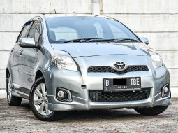 Toyota Yaris S Limited 2012 Silver 5