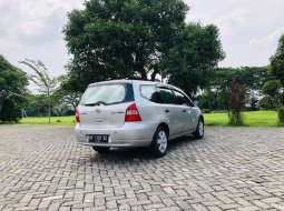 Sumatra Utara, Nissan Grand Livina XV 2007 kondisi terawat 17