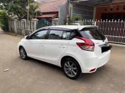 Banten, Toyota Yaris G 2015 kondisi terawat 4